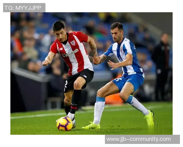 莱比锡小胜热刺红牌事件引发全场热议数据分析揭示比赛精彩瞬间