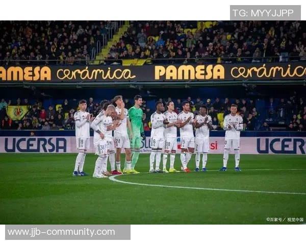 欧冠激战：多特蒙德惊险逆转本菲卡全场精彩集锦回顾