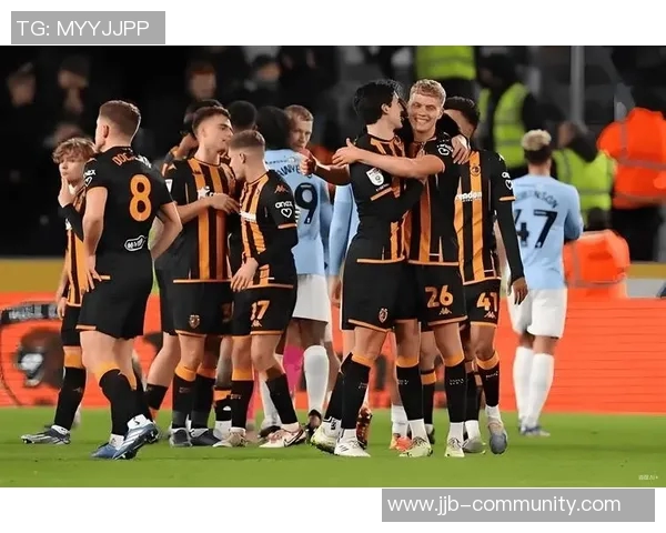 国王杯激战那不勒斯与多特蒙德0比0红牌争议引发全场热议